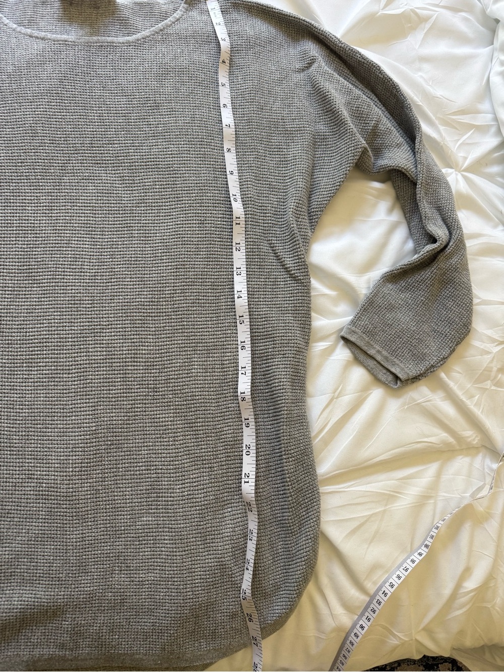 Michael Kors Grey Waffle Knit Side Button Sweater M - Picture 7 of 7